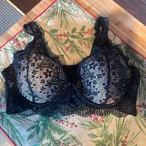 NWOT Black Lace Bra